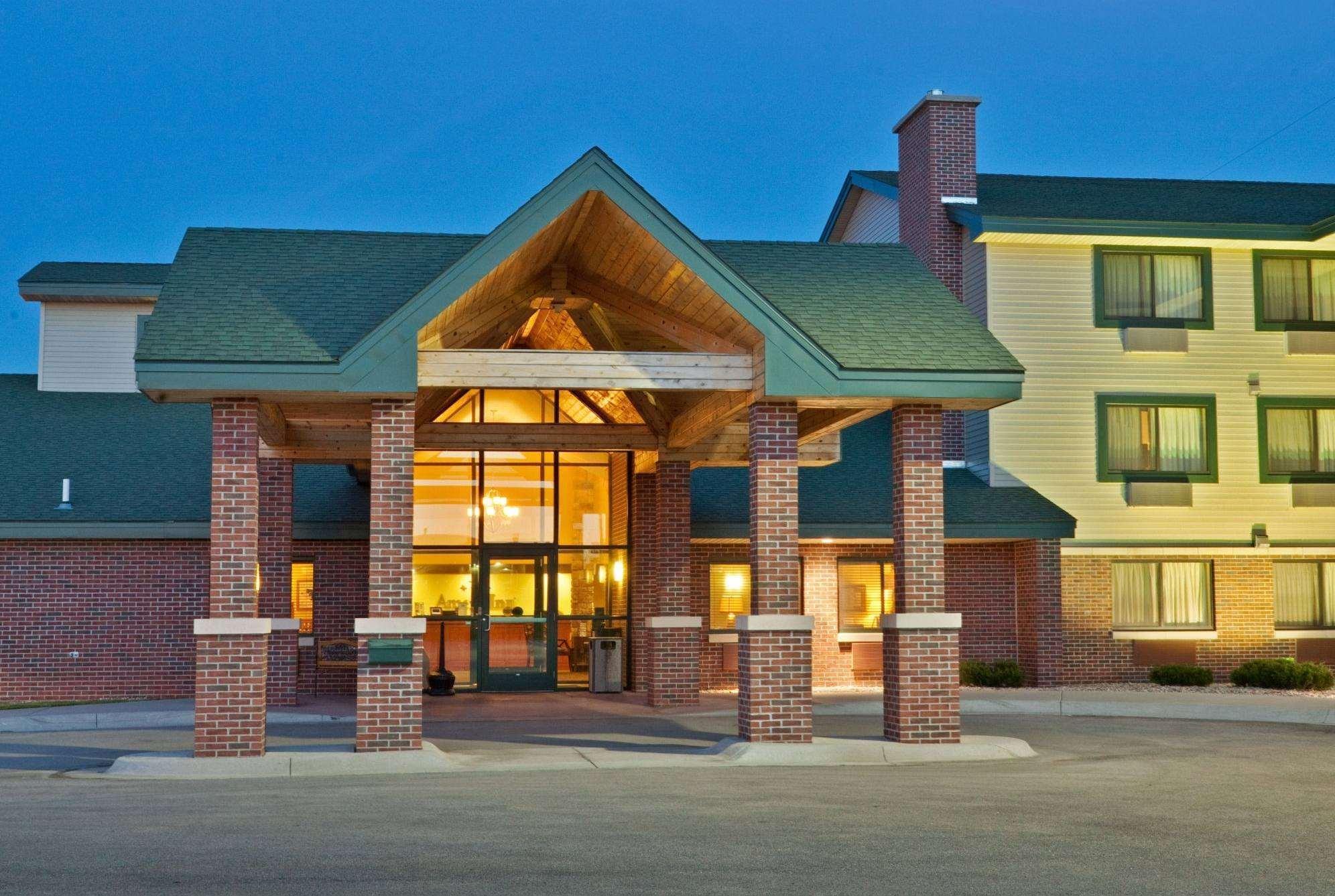 Americinn By Wyndham Lincoln South Exterior photo