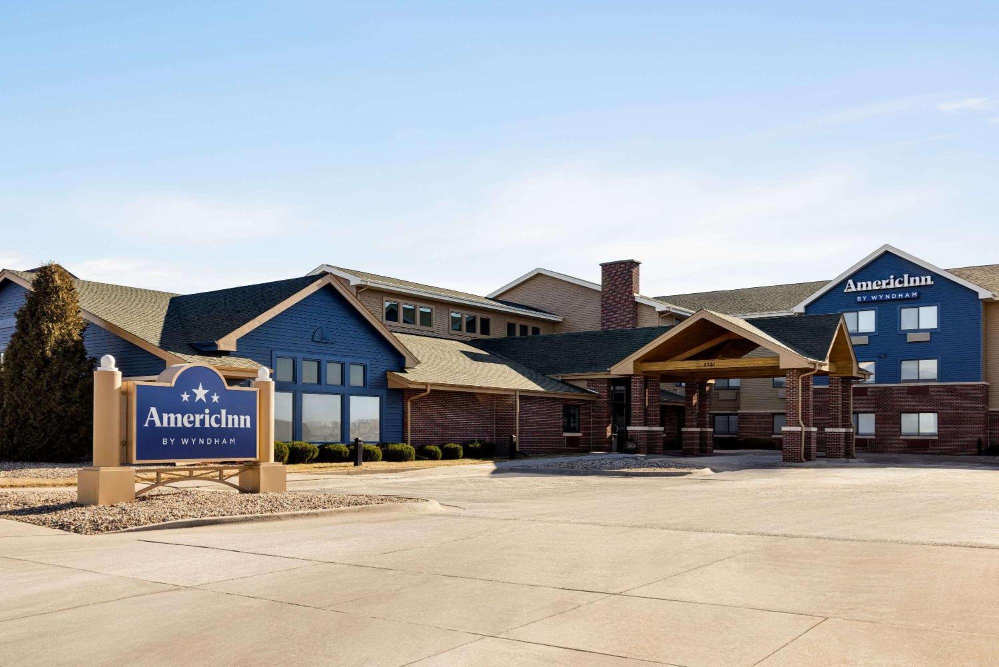 Americinn By Wyndham Lincoln South Exterior photo
